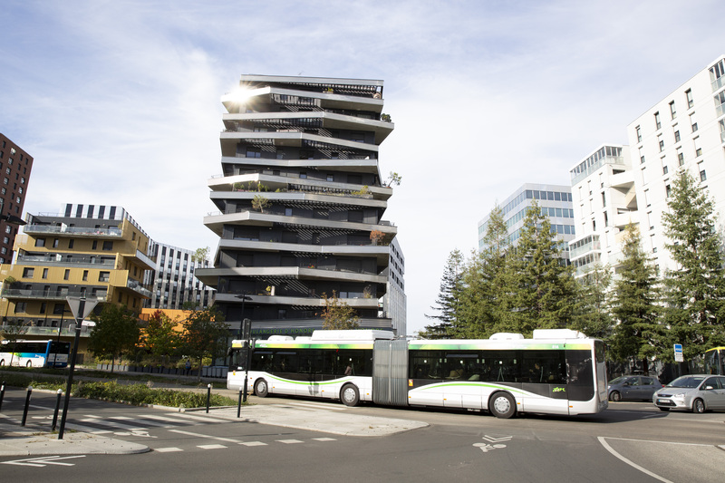 Ligne 5 busway - boulevard de Berlin - Nantes (1) (1).jpg